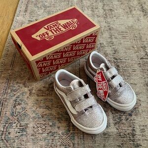 NWT Vans Old Skool V 2 Tone Glitter Orchid Size 8 Toddler